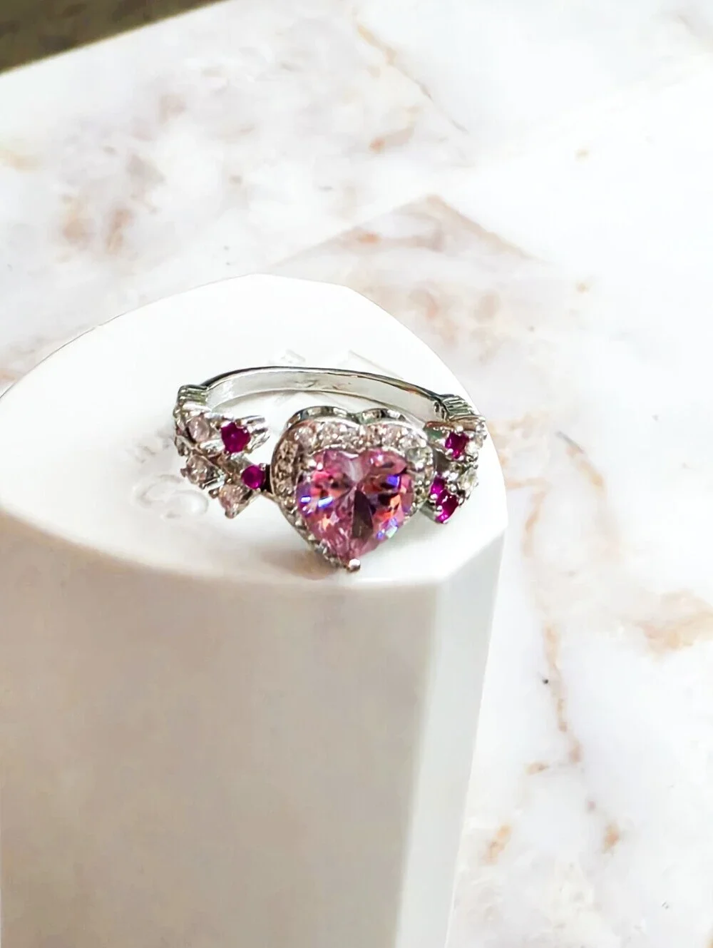 Luxury Pink Heart Zircon Ring Size 7.5 Silver Halo & Floral Band